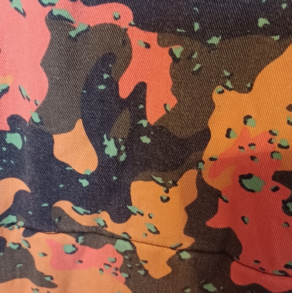 Cookies Mendocino Black & Orange Camo Vest - Picture 4 of 11